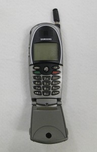 Samsung Voicer Fashion SCH-N105 (1)