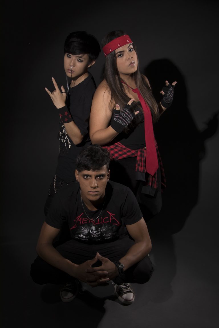 Pop Meets Punk 2000
Créditos: Caroline Moraes, Manoel Pires, Priscila Souza e Pamella Cerqueira