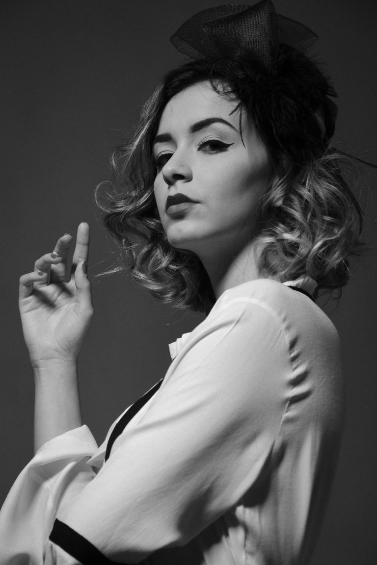 Anos 60 em Color Block
Créditos: Natália Silva e Tainá Gutierre