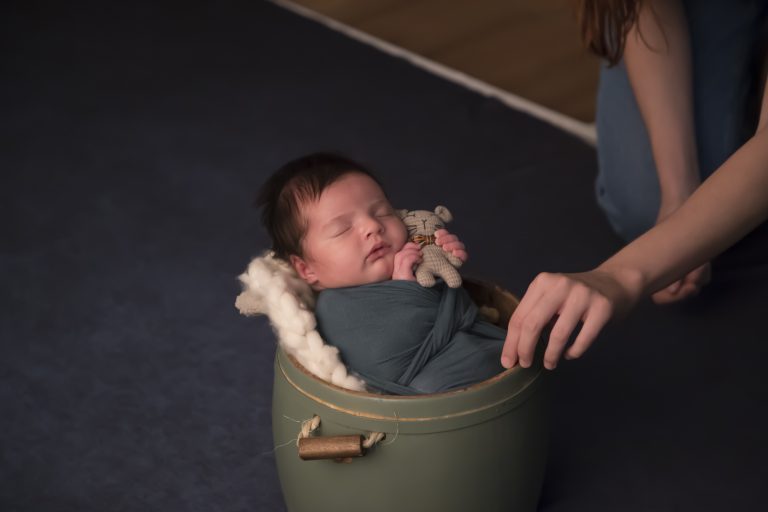 Oficina "Introdução à fotografia newborn e às técnicas de wrap". Palestrante: Francisco Meneguci Zaidel (Chico Zaidel Fotografia)
Foto: Marlene Reverte
