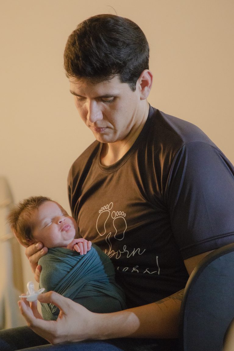 Oficina "Introdução à fotografia newborn e às técnicas de wrap". Palestrante: Francisco Meneguci Zaidel (Chico Zaidel Fotografia)
Foto: Marlene Reverte