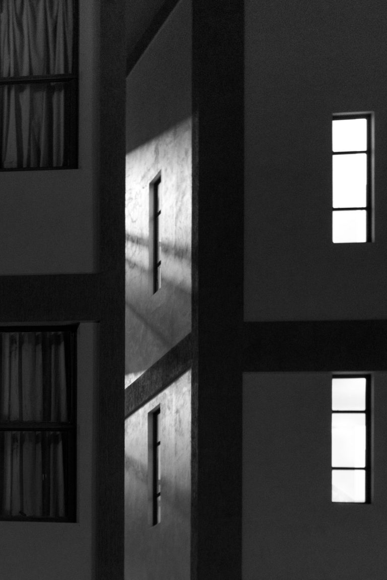 Trabalho desenvolvido pela 4ª turma do Curso de Fotografia com Profº Rubens Cardia
Foto: Loki Okubo