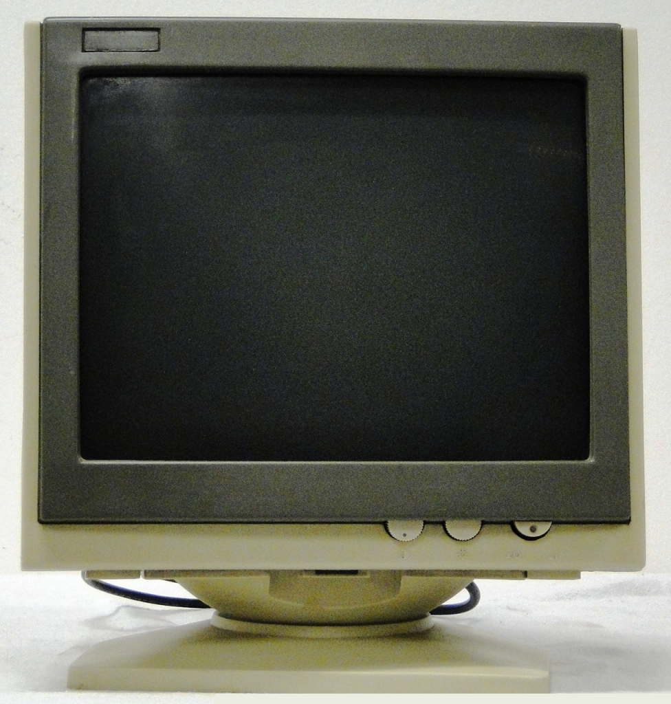 Monitor Mono SVGA – Museu de Tecnologia da Unoeste